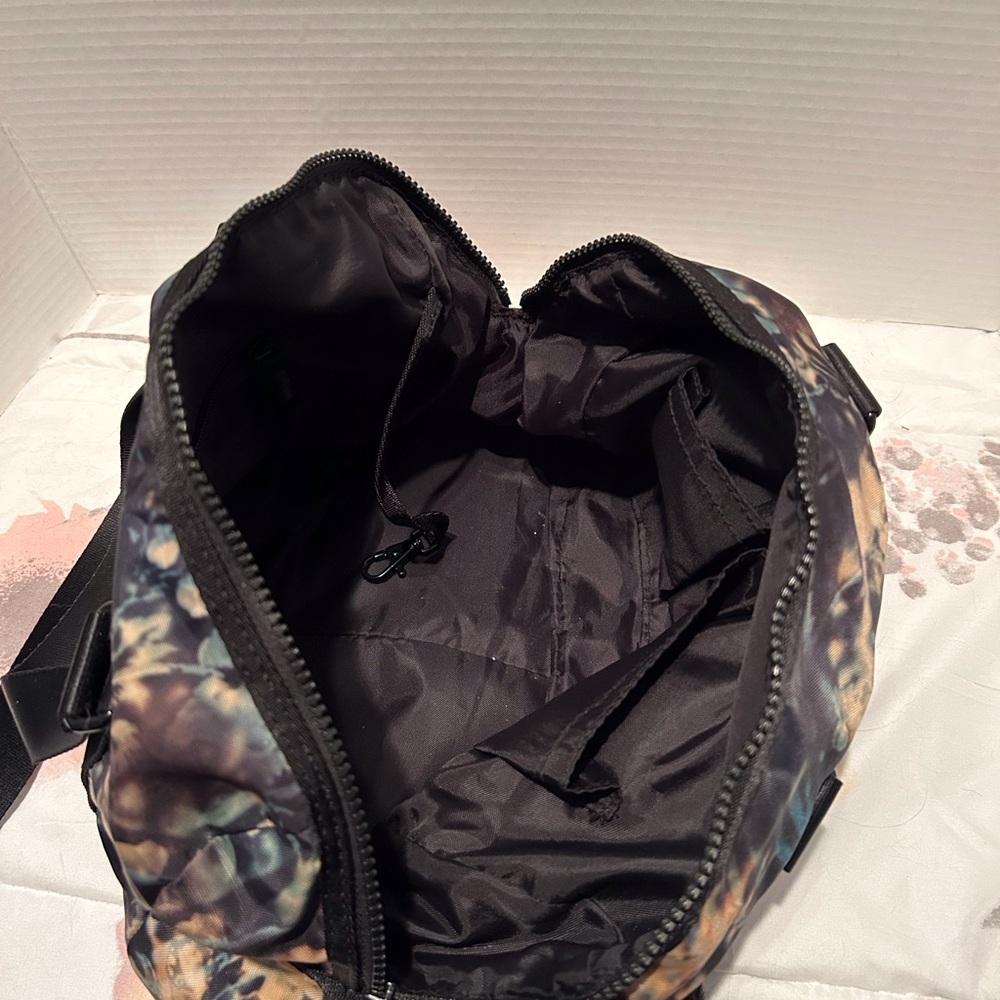 Kipling Handbag - Picture 4 of 5